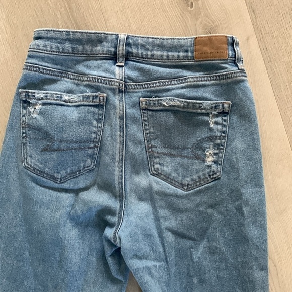 American Eagle moms straight jeans size 4 medium wash‎ high waisted school - Picture 11 of 12